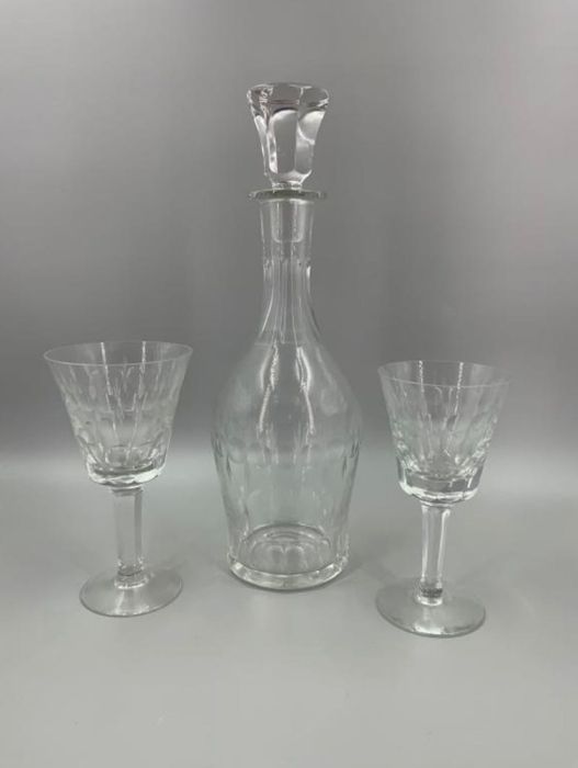 Conjunto de garrafa licoreira e copos