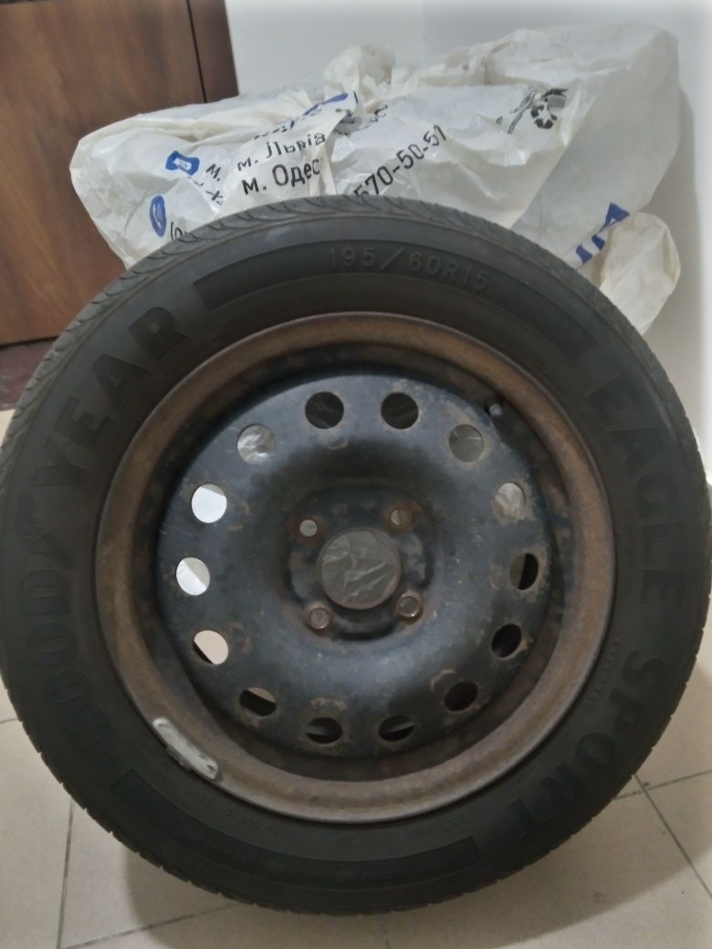 Комплект колес шина Goodyear 195/60/r15 диск KFZ 6Jx15H2 Ford Fusion: 1 ...