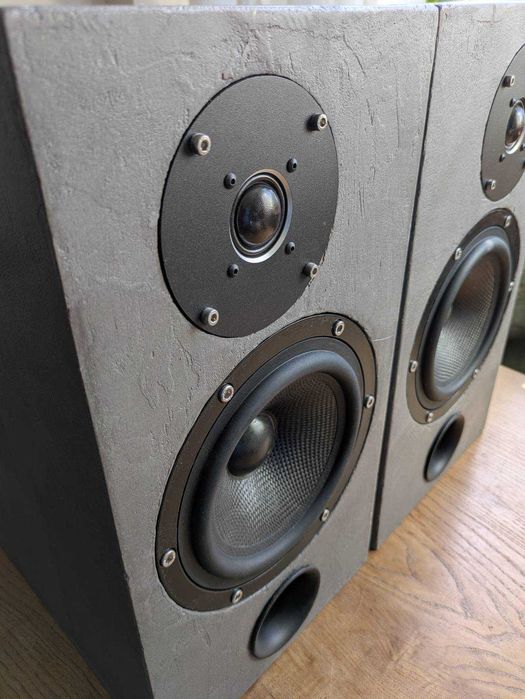 Kolumny podstawkowe - Monitory - STX MX-140