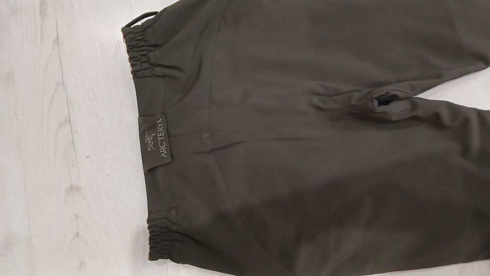 Продам штани Arcteryx