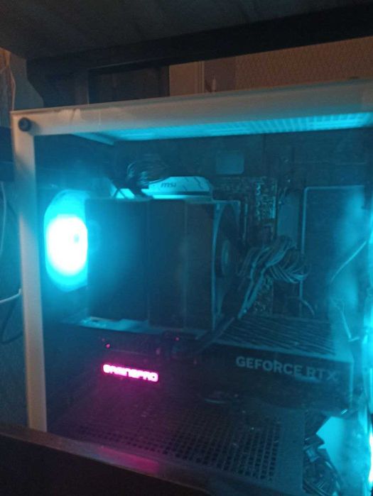 Потужний ігровий ПК Ryzen 7 7800X3D + RTX 5070 (Описание)