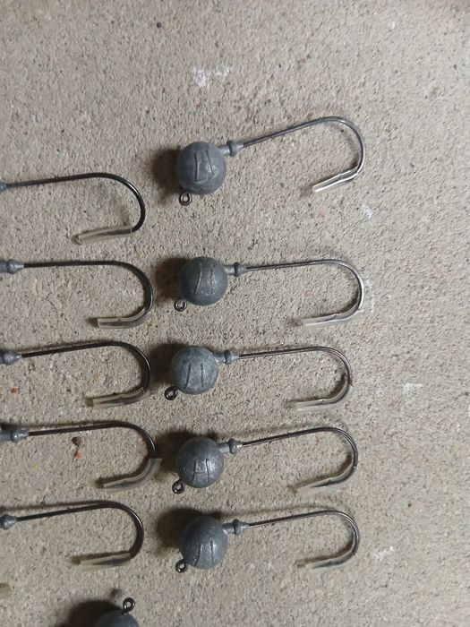20 nowych główek jigowych 17 g 21g i 25g