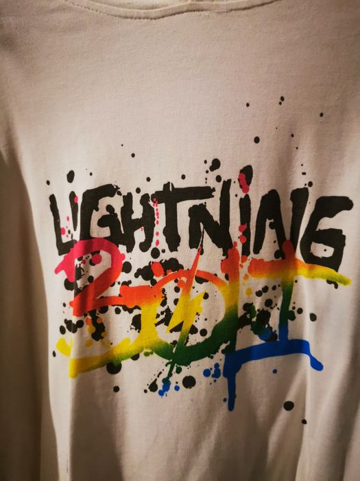 Camisola lighting bolt