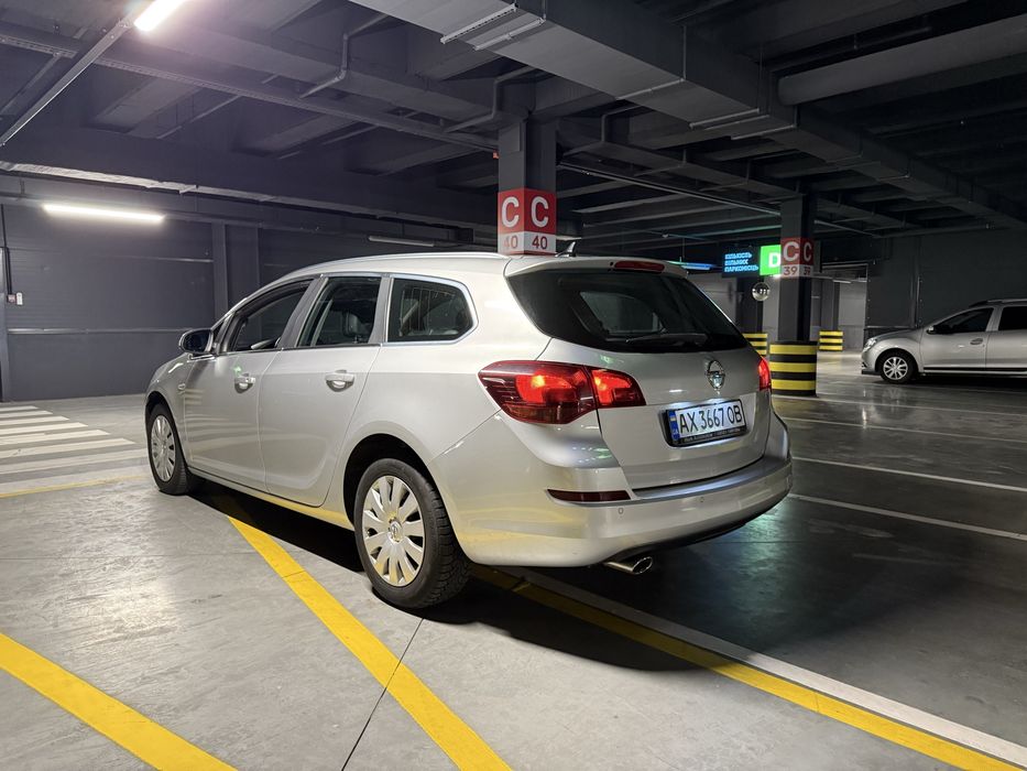 Opel astra рідна фарба