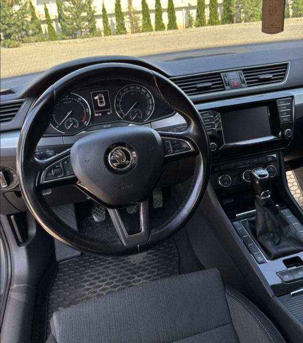 Skoda Superb 2.0 TDI 2016р 140KW