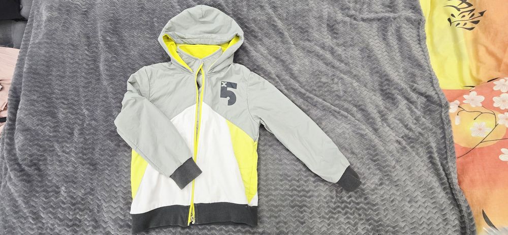 Продам кофточки для хлопчика