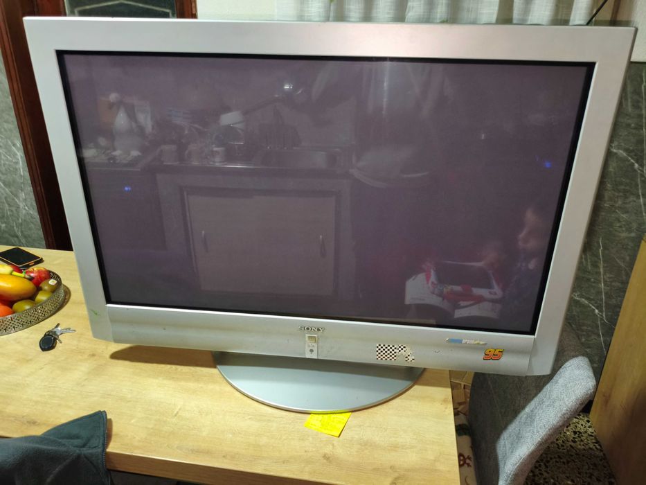 TV lcd Sony 108  cm de ecrã