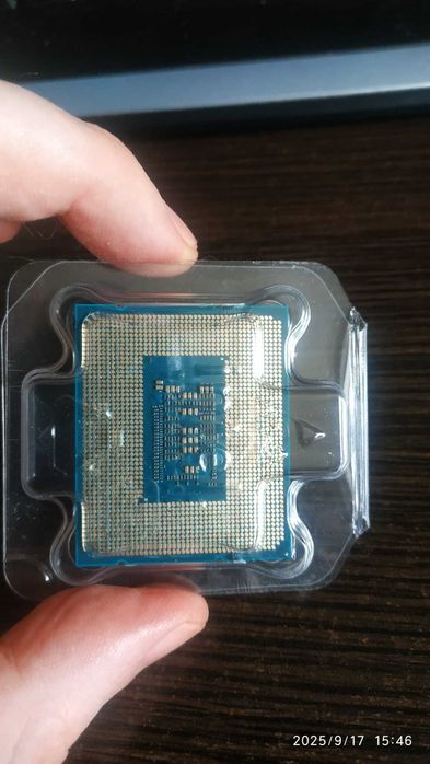 Intel Core i3 12100F