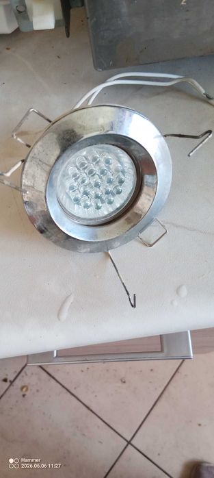 lampka halogenowa