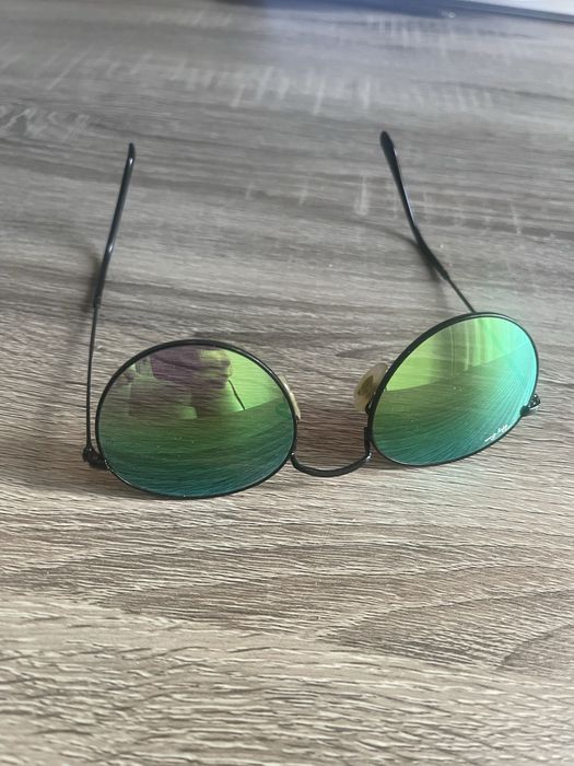 Oculos sol usados uma vez