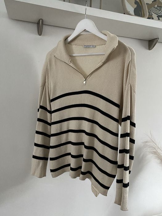 Sweterek lekki wiosenny beżowy