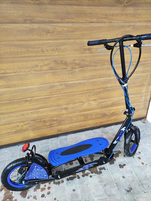 Yigitning kichik jinsiy azosi uni orgazmga olib keldi