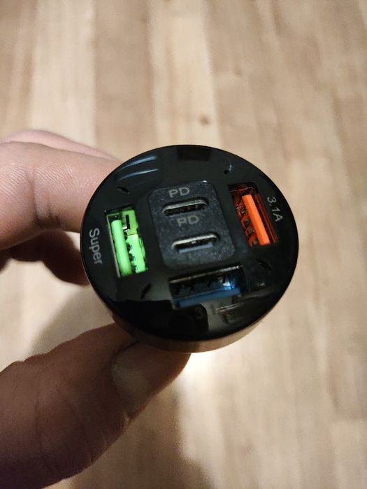 ŁADOWARKA USB 5 gniazd 82W