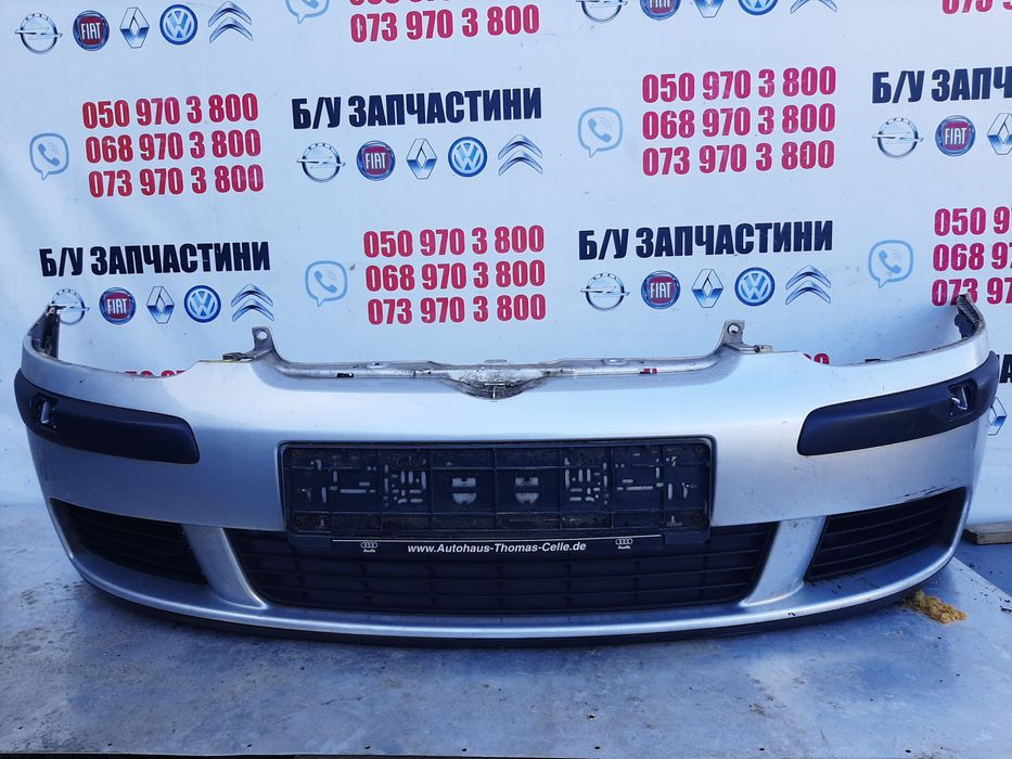 Бампер передній Гольф 5 хечбек колір la7w