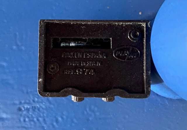 Afias metálicos de coleção