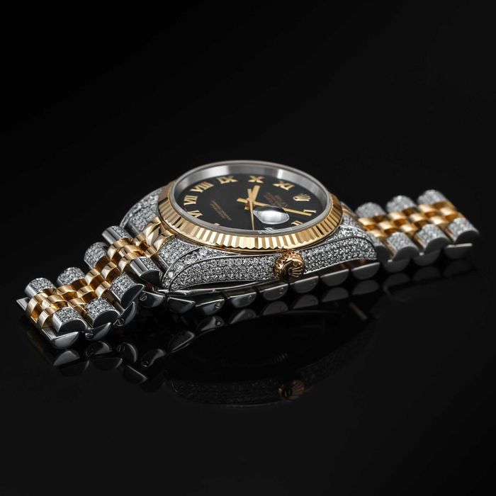 Zegarek Rolex Datejust 36mm z diamentami iced, czarna tarcza