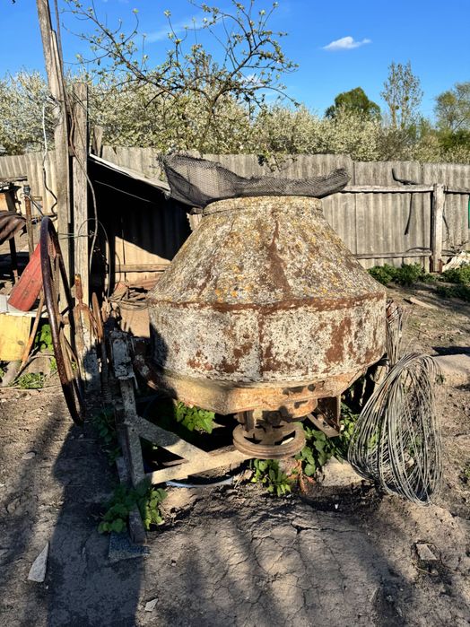 Бетономішалка (продаж)