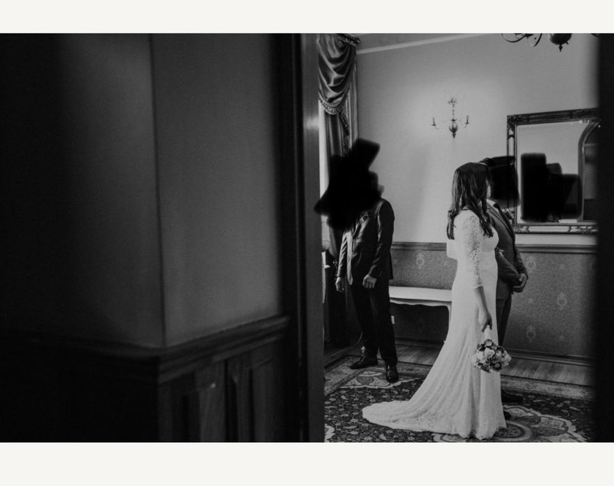 Suknia ślubna koronkowa