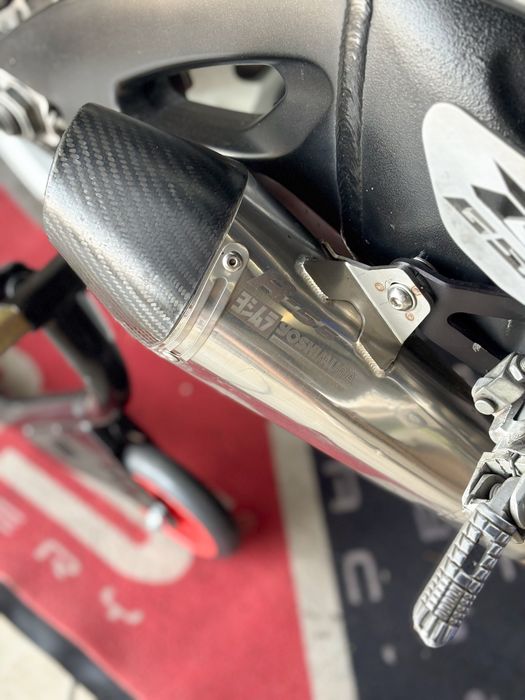 Suzuki GSX-R 750 K6