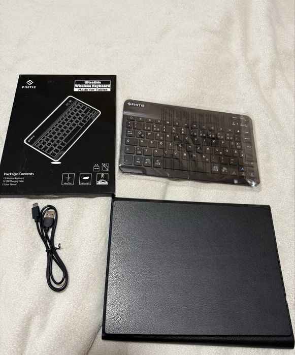 Клавіатура та чохол для iPad Pro 11