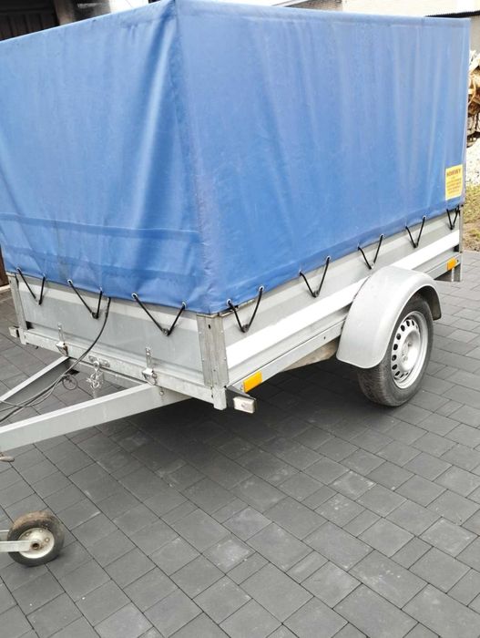 Przyczepka samochodowa z plandeką