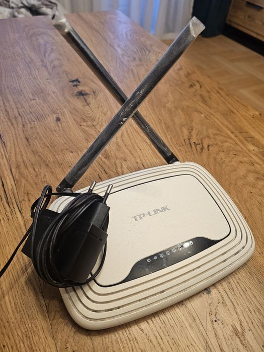 Router TP-Link TL-WR841N