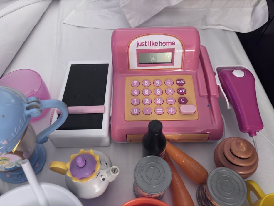 Grande conjunto de brinquedos de cozinha e supermercado - oportunidade