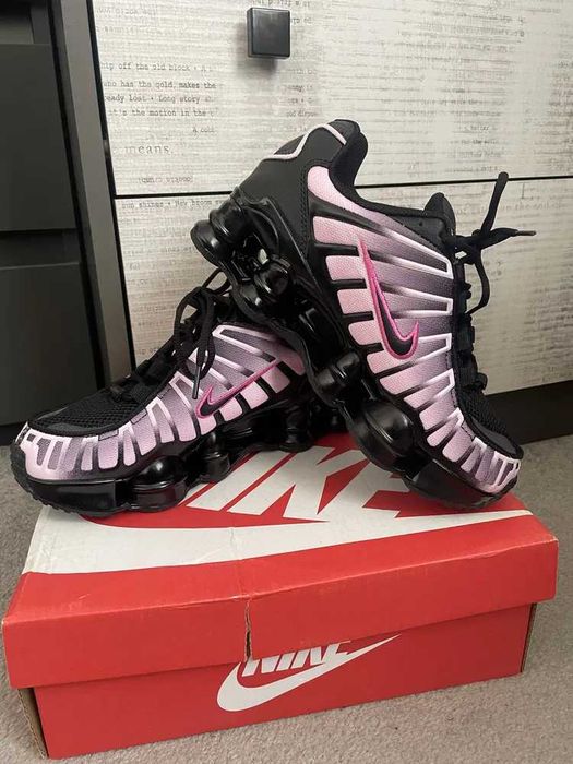 Nike_Shox_TL_Czarny i różowy 40