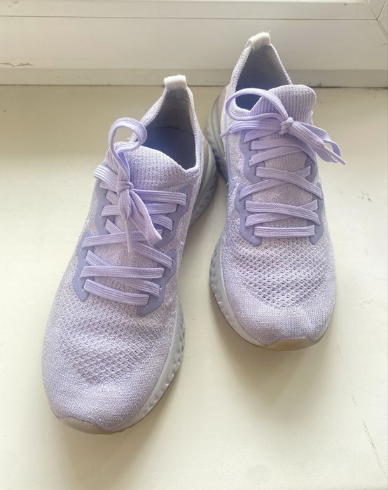 Кросівки жіночі Nike 39