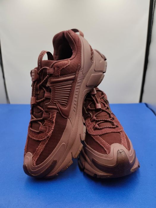 Кросівки Nike Zoom Vomero 5 - 38,5 розмір.