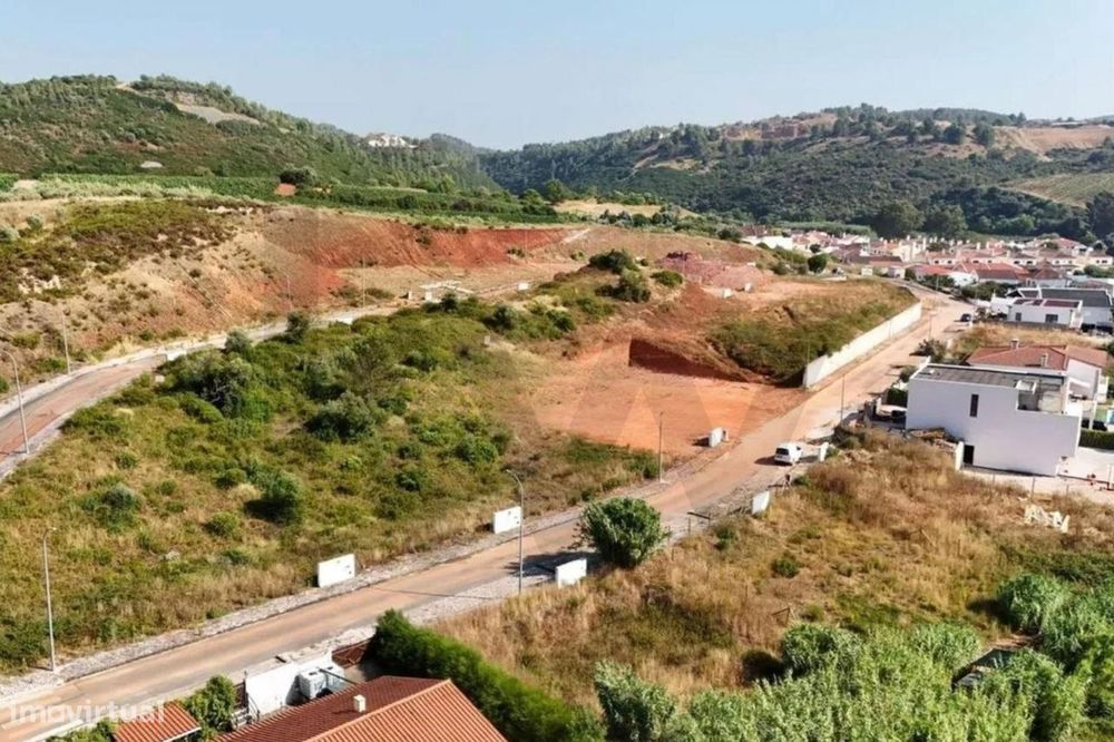500 m² Plot in Alenquer