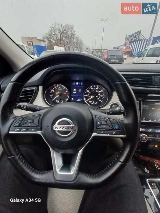 Nissan Rogue sport 2020р.