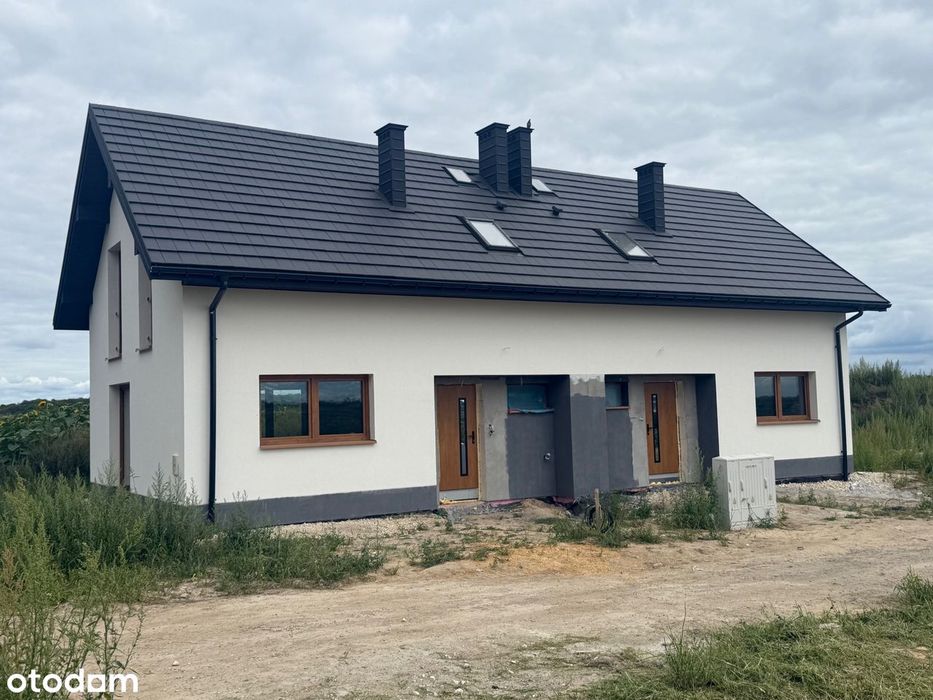 Dom w bliźniaczej zabudowie - KOPERNIKA -