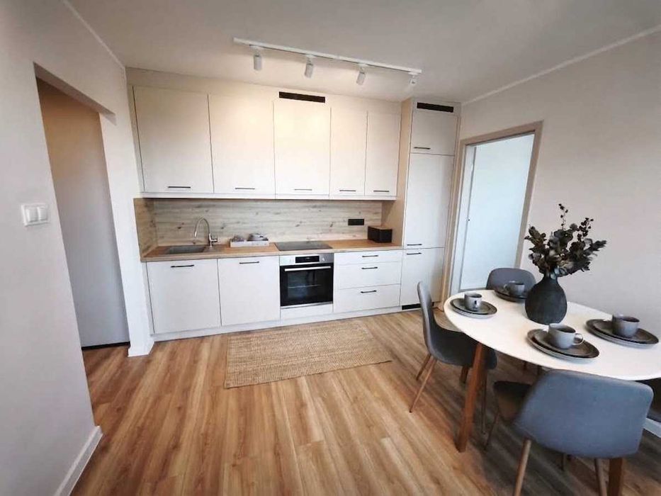 Mieszkanie 4 pokoje Krotoszyn 51,2m2 Po generalnym remoncie 2 Balkony