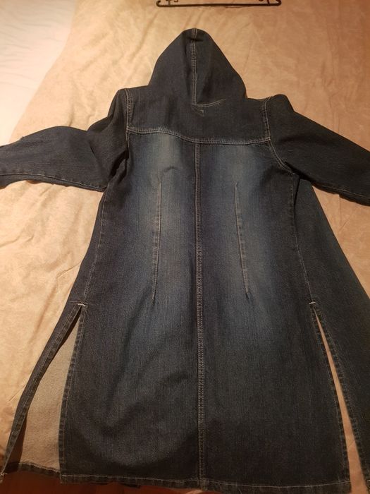 Płaszcz jeansowy "xxxl" z kapturem