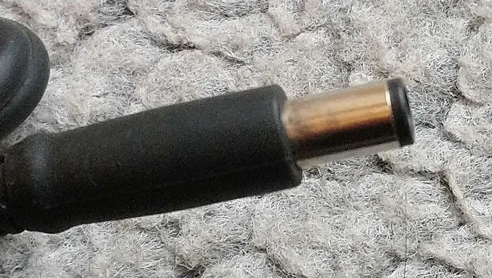 Zasilacz do komputera 19,5V i 6,9A