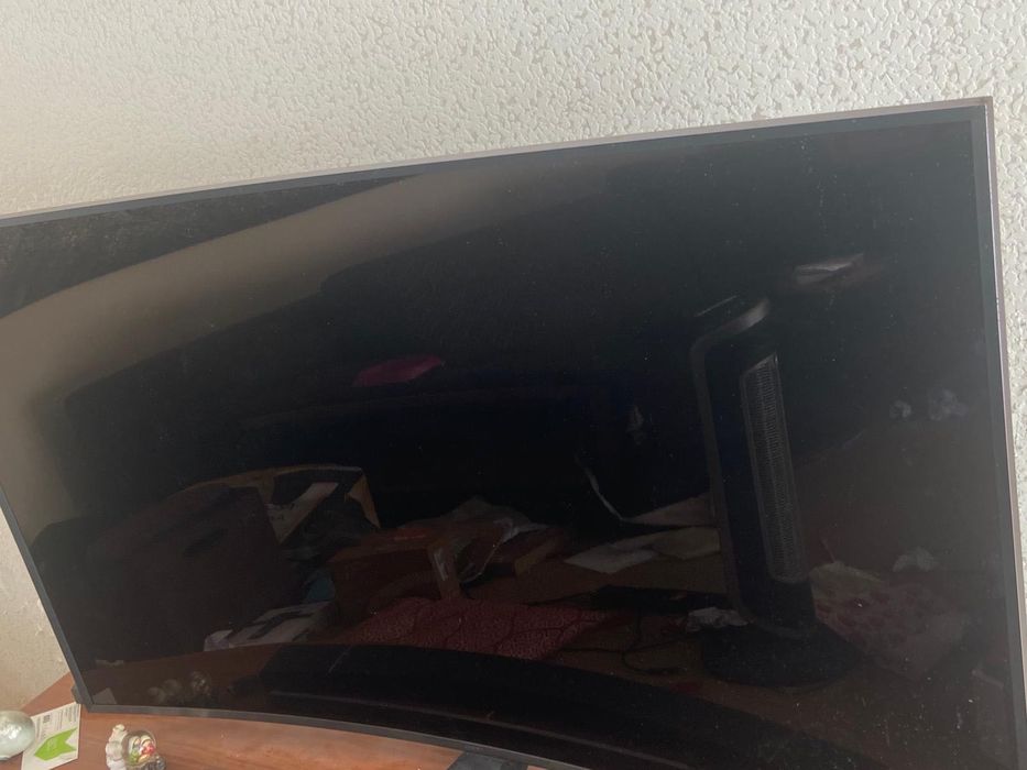 78" JU7500 Curva Smart 4K UHD TV