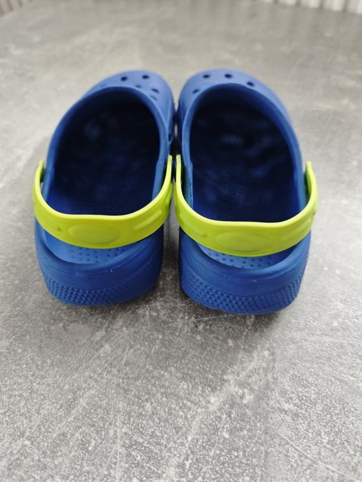 Klapki ala crocsy Sinsay
