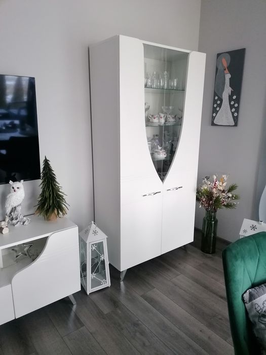 Komplet szafka RTV witryna komoda wysoka biały połysk