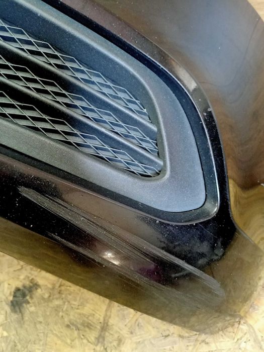 VW Volkswagen Jetta 6 VI zderzak przód przedni kolor LO41 oryginał
