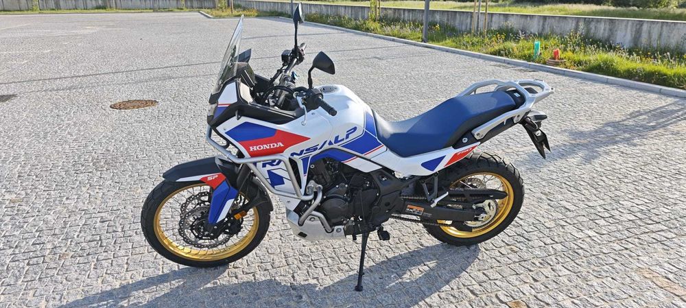 Honda Transalp SP 2025 1600km c/ extensão de garantia HondaPLUS