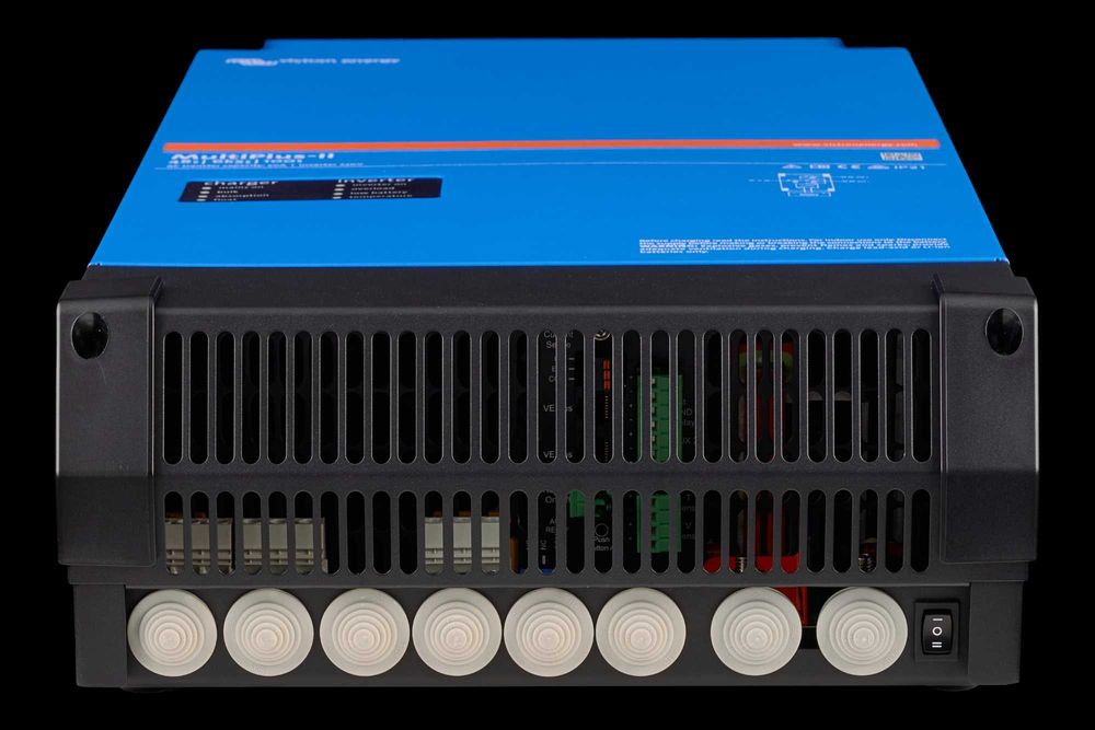 Гібридний інвертор - зарядка MultiPlus-II 48/6k5/100-50 Victron Energy