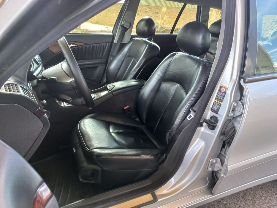 Mercedes-Benz E 220 — fotografia 6