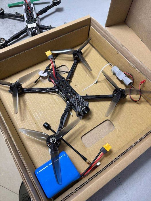 FPV drone + нова акб 6s1p