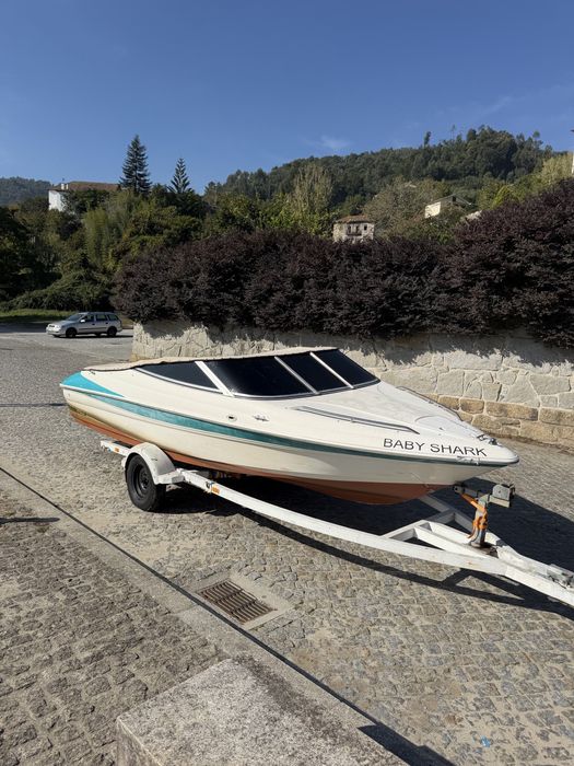 Barco de recreio Champion 6 lugares