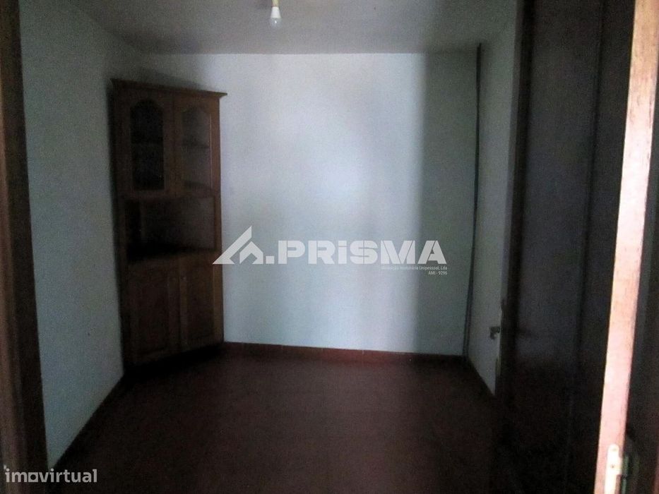 Moradia T2 para venda em Monfortinho