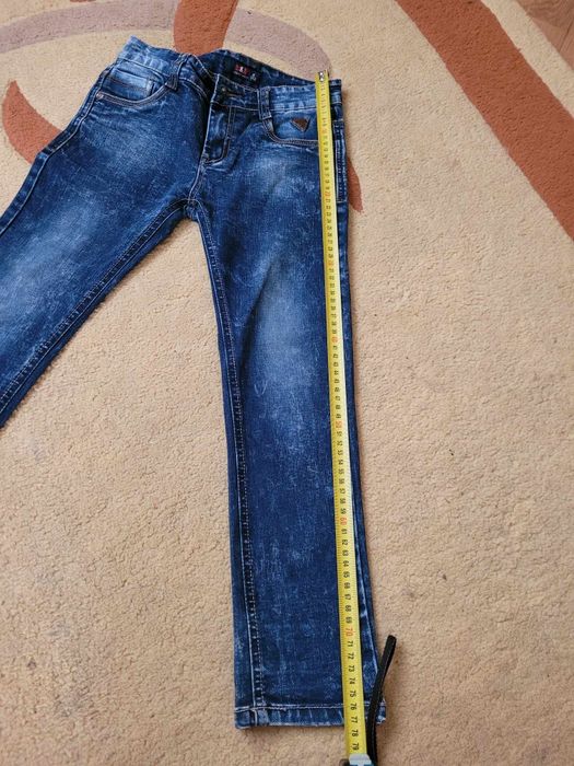 Джинси на хлопчика розмір 134