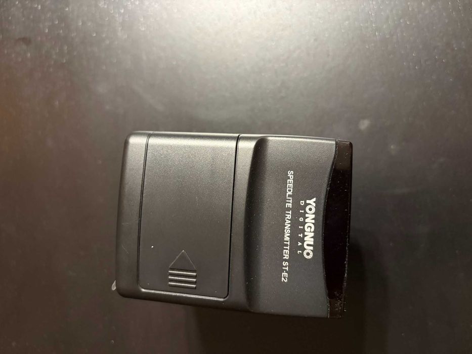 Yongnuo ST-E2 Transmissor Wireless para Flash Canon