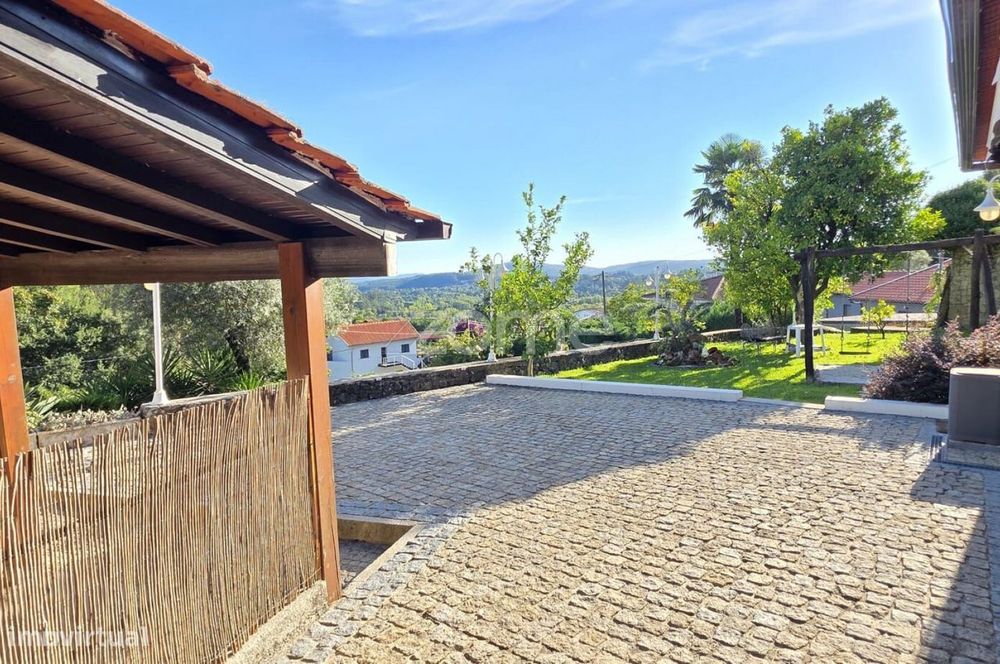 Moradia T3 com Piscina em Nevogilde, Vila Verde