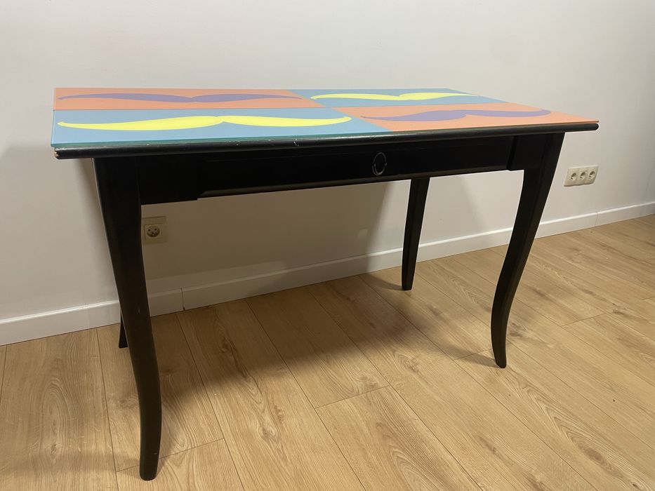 Nowoczesny stół 60x120 cm z szybą na blacie